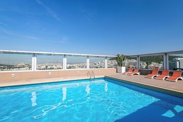 Rooftop pool