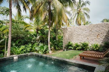 Private pool