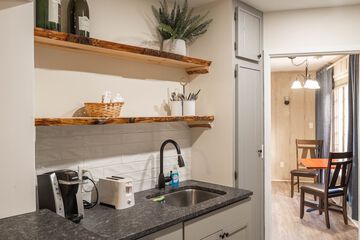 Private kitchenette