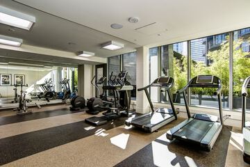 Health and Fitness 30 of 34