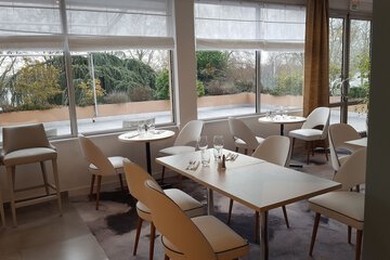 Food court