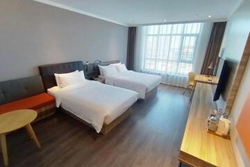 Photo 25