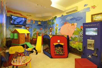 Children's play area - indoor