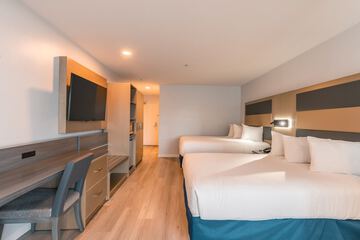 Room 27 of 35
