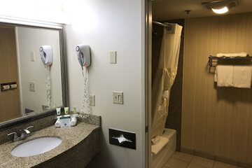 Bathroom sink
