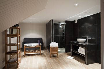 Spa reception