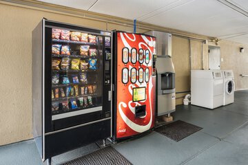 Snack bar