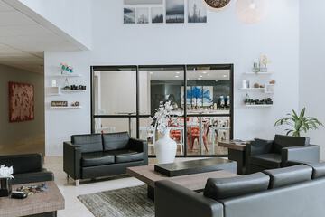 Hotel Interior 7 of 24