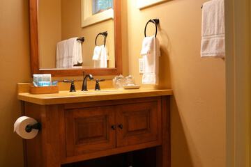 Bathroom sink