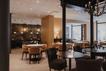 Food court