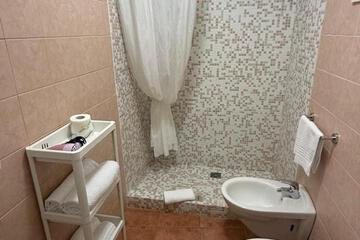Photo 33