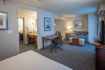 Room 11 of 13