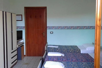 guest_rooms