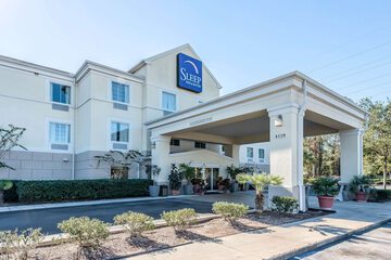 Sleep Inn & Suites University / Shands