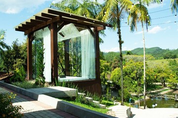 Jetted tub