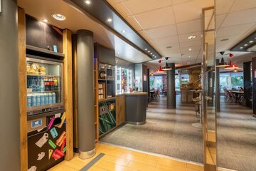 Snack bar