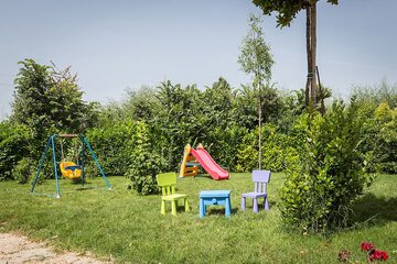 Children's play area - outdoor