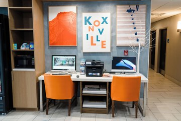 Business Center 60 of 61