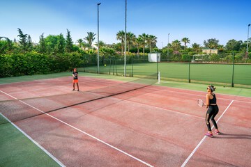Tennis court