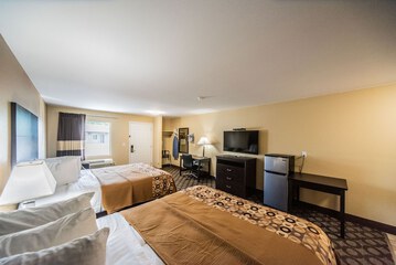 Room 28 of 79