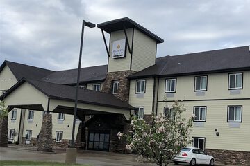 Black Gold Suites Stanley