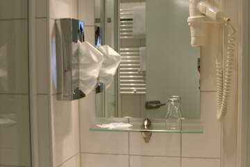Bathroom sink