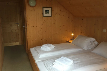 guest_rooms