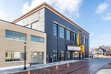 Entertainment 61 of 67