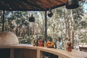 Snack bar