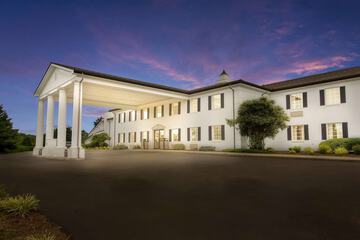 Best Western Parkside Inn
