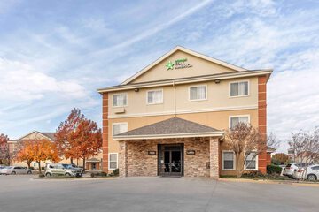 Hawthorn Extended Stay by Wyndham DFW Airport North