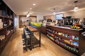 Snack bar