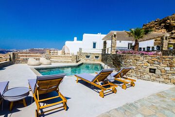 Private pool