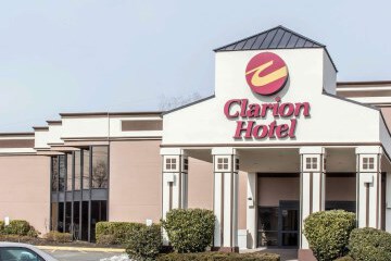 Clarion Hotel & Conference Center 26