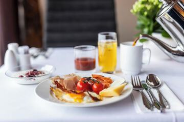 Breakfast meal