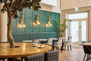 Cafe