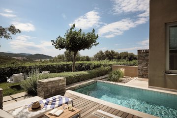 Private pool