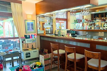 Coffee shop