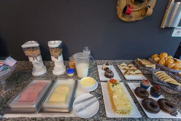 Breakfast area