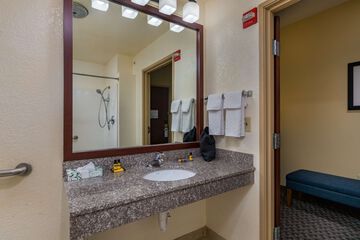Room 10 of 42
