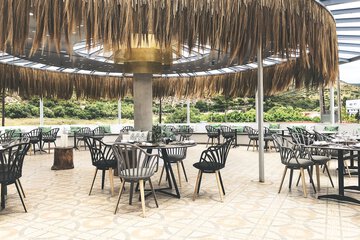 Food court