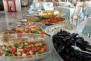 Food court