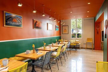 Breakfast area