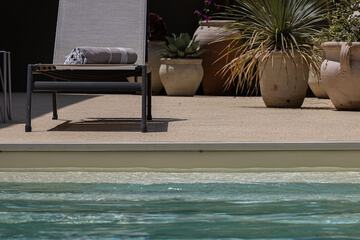 Private pool