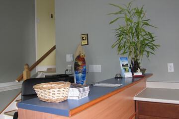 Check-in/check-out kiosk