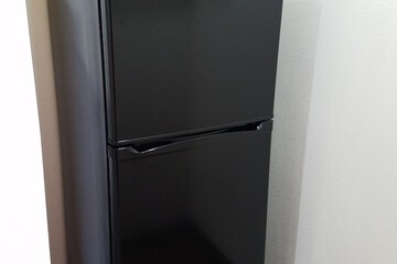 Mini-refrigerator