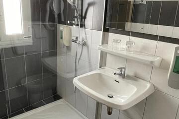Photo 27