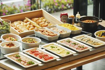 Breakfast buffet