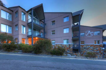 Hotel Front - Evening or Night