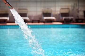 Pool waterfall